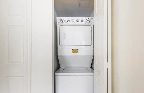 Blueground Hudson Exchange pool nr Liberty Park NYC-1890 - Foto 14