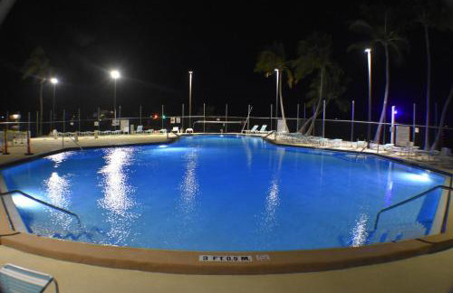 Pelican's Roost, Waterfront comfort at Venture Out - Foto 13