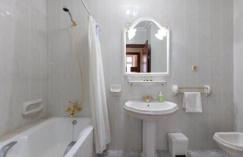 Jauregi - baskeyrentals - Foto 46