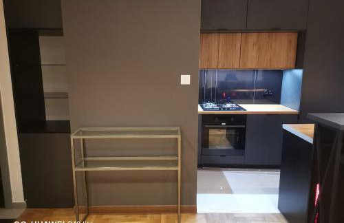 Niesamowita nowoczensa kawalerka w centrum kmicica - Foto 28