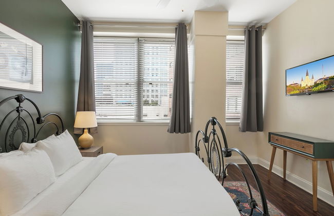 Spacious Modern Condos near French Quarter - Photo 77