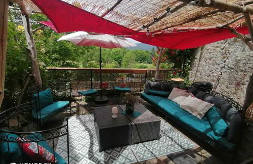 Maison au coeur du village de la Salvetat sur Agout - Foto 1