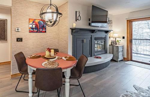 Upscale Couple's Getaway Hot Tubs - Foto 45