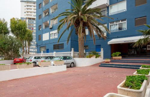 Apartamento en complejo residencial con piscina y garaje a 100m del mar - Foto 40
