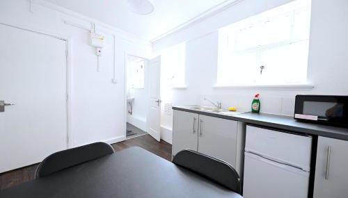 Peaceful and central Leicester Square Apartment - Photo 5