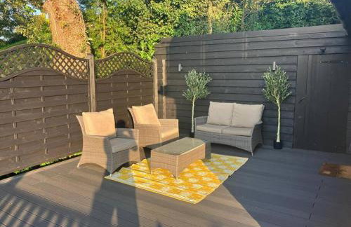 Wood Lodge - Photo 6