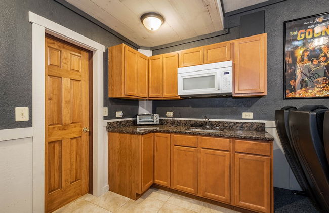 Cottage at Slope's Edge - Photo 10