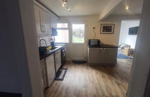 EMA, Castle Donington Circuit contractors group 4 bedrooms 7 bed house-private parking - Foto 21