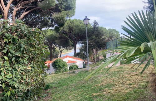 La Casita de Noe con vista al Pantano de San Juan - Foto 1