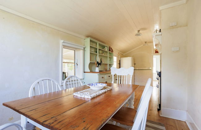 Wollaston House by the BnB Collection - Photo 36