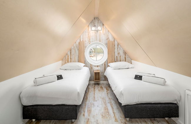 Villa Near Nieuwvliet Bad Beach - Photo 3