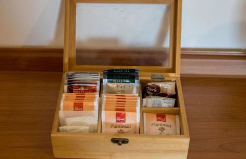 Terra Magica Deluxe Apartment OR Room with Private Parking, Terrace and Sea View - Foto 23