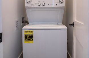 Plush 2-bed apt in Riverside Heights! - Foto 16