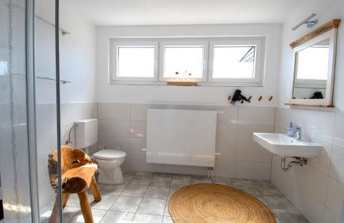 Großes Ferienhaus mit 4 Schlafzimmern - Foto 26