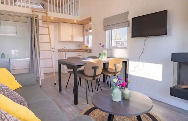 Cozy Tiny House, gas Fireplace, Near Maastricht - Foto 4