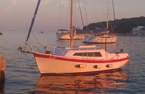 Prvinski Akvarel - Foto 1