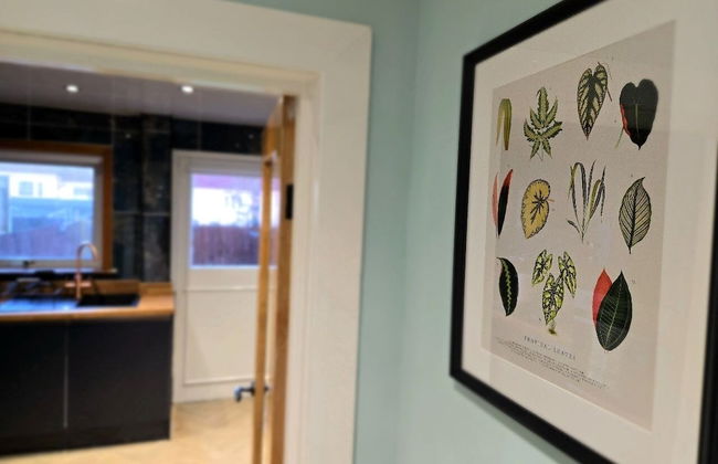 Quirky 2-Bed with Free Parking - Foto 47