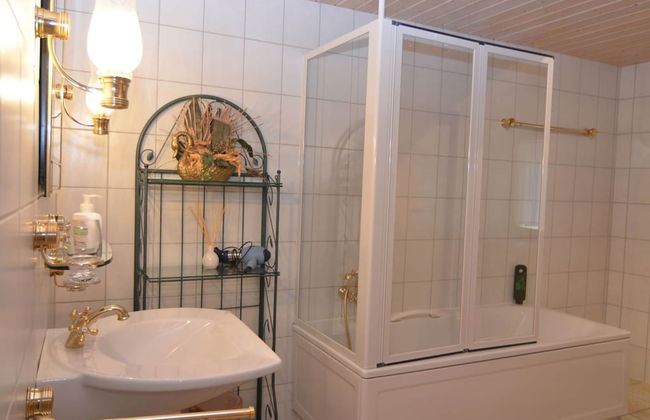 Chalet in Saldenburg Near Hiking Trails - Photo 8