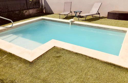 Agréable et lumineuse maison t4 air conditionné piscine jacuzzi parking - Foto 4