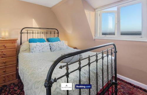 Spacestation Four 4 Bedroom Serviced Apartment By AltoLuxoExperience Short Lets & Serviced Accommodation With Free Wifi - Foto 12