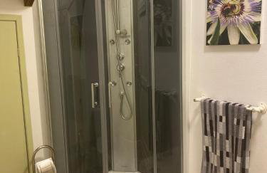 Gite Coccinelle in the medieval town of Confolens - Foto 22