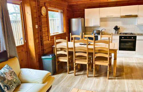 Peaceful Cowslip Lodge - Finlake Spa Resort in Devon - Foto 4