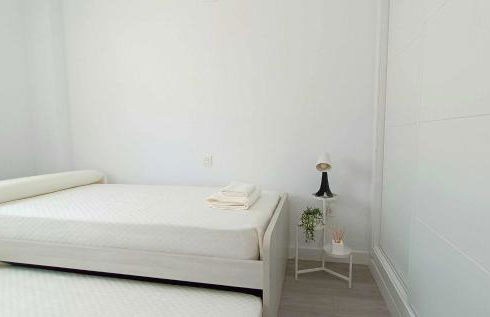 Piso nuevo La Princesa centro y playa - Foto 16