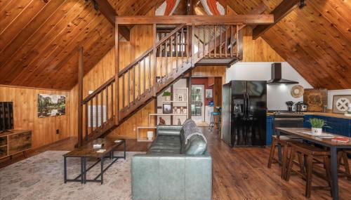 Bass Lake Chalet- A frame with hot tub/firepit - Foto 2