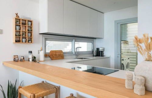 Med Two luxury apartment with sea view - Photo 3