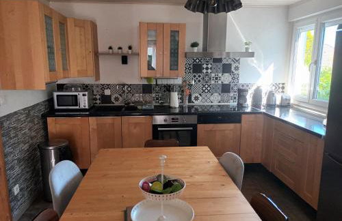 Villa 1950 Détente et Découverte avec spa et piscine extérieure - Foto 17