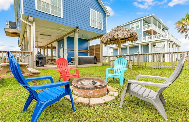 Backyard Oasis Hot Tub and 2 Shaded Decks - Foto 49