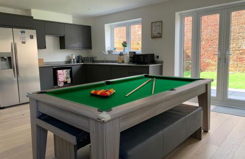 Fort View- Totland - Photo 1