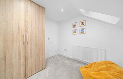 Perfect location for beach and golfing - Photo 43