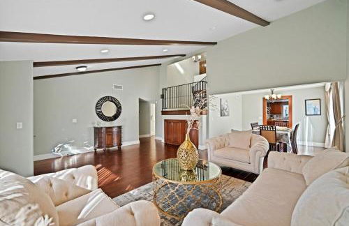 Gorgeous Villa with Private Heated Pool - Foto 11