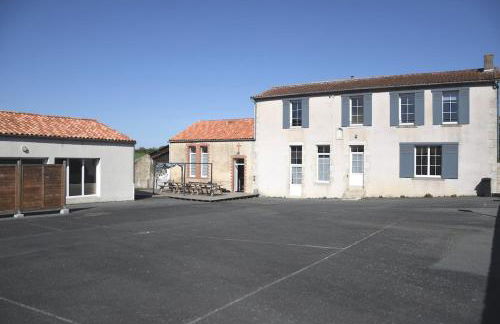 Gîtes de l'ancienne école, 24 personnes - Photo 1