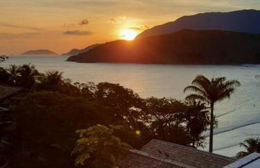 Refúgio dos sonhos - piscina de borda infinita e hidromassagem com vista - Foto 28