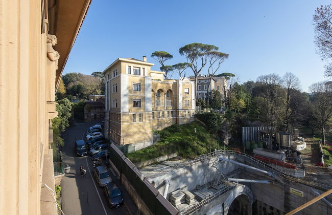 Popolo Square Luxury Two Bedroom Apartment - Foto 15