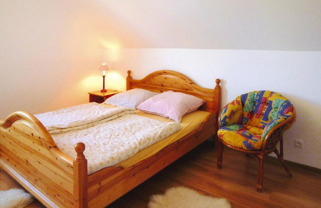 Beautiful Apartment in Prime Lakeside Spot - Photo 3