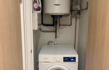 Voyager Haus Apartments, EV Charging Stations, London Heathrow Airport, LHR, Terminal 4, RE-Energise & GO - Foto 9