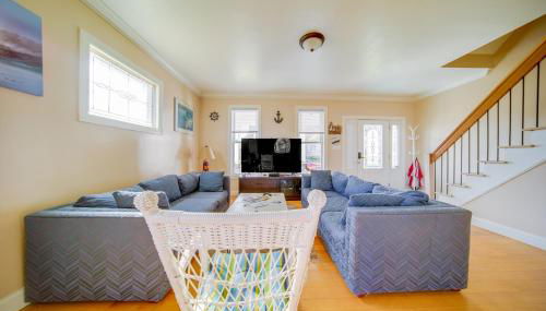 1 Block to Bridge Street Lake Erie Vacation Home! - Foto 2