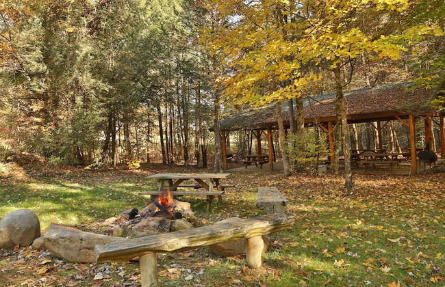 Smoky Mountain Getaway - Five Bedroom Cabin - Foto 28