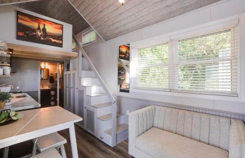 The Merlot Bungalow Defiance Tiny Home on Trail - Foto 9