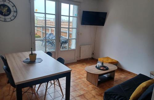 Maison chaleureuse avec terrasse et vue baie - Foto 5