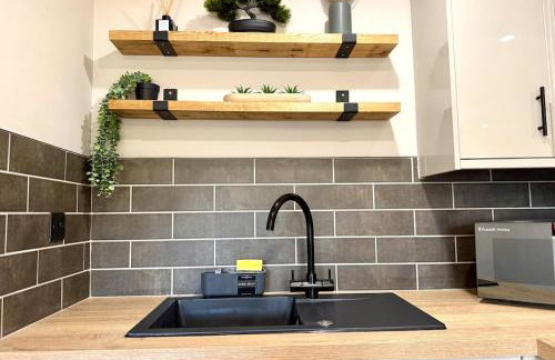 Detached Modern Flat 8 Min Walk to Pudsey Station - Foto 47