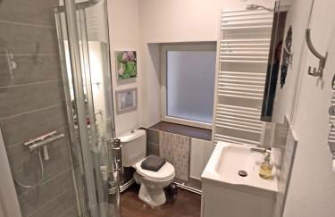 Bel appartement indépendant centre de Magny-Cours avec parking - Photo 3