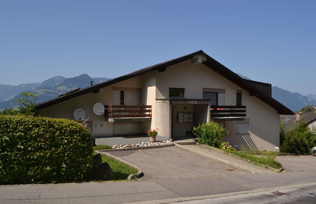 Two-bedroom Apartment for 4-5 Guests With Lake and Mountain Views - Foto 9