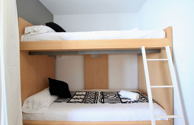 Inside Plaza Sierra Nevada - Foto 20