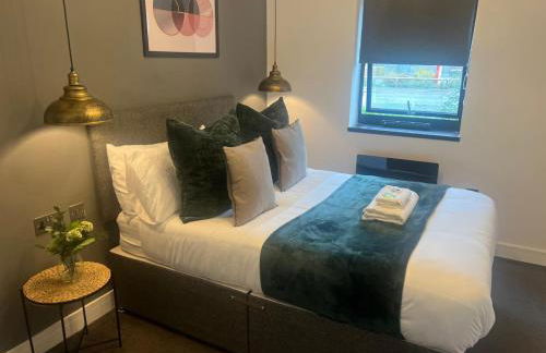 Lux Style Homes -1 BED APARTMENT close to City Centre - Free WIFI - Free Parking - Smart TV - Full Kitchen - Self Check In - Foto 25