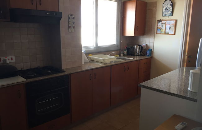 2 Bed Flat - Sleeps 4 - Pool - Parking - Wifi - Foto 7