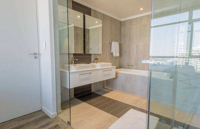 Stunning Apartment in Sandton - Photo 57